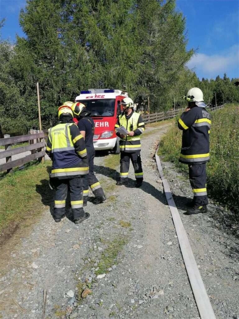 Ossiacher See News | Gerlitzen: Großübung in der Schönfeldsiedlung