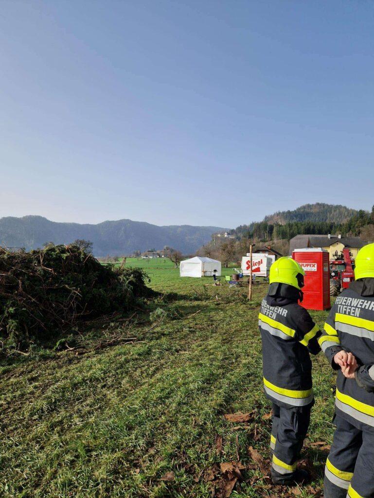 Ossiacher See News | Tiffen: Unbekannte entzündeten Osterfeuer