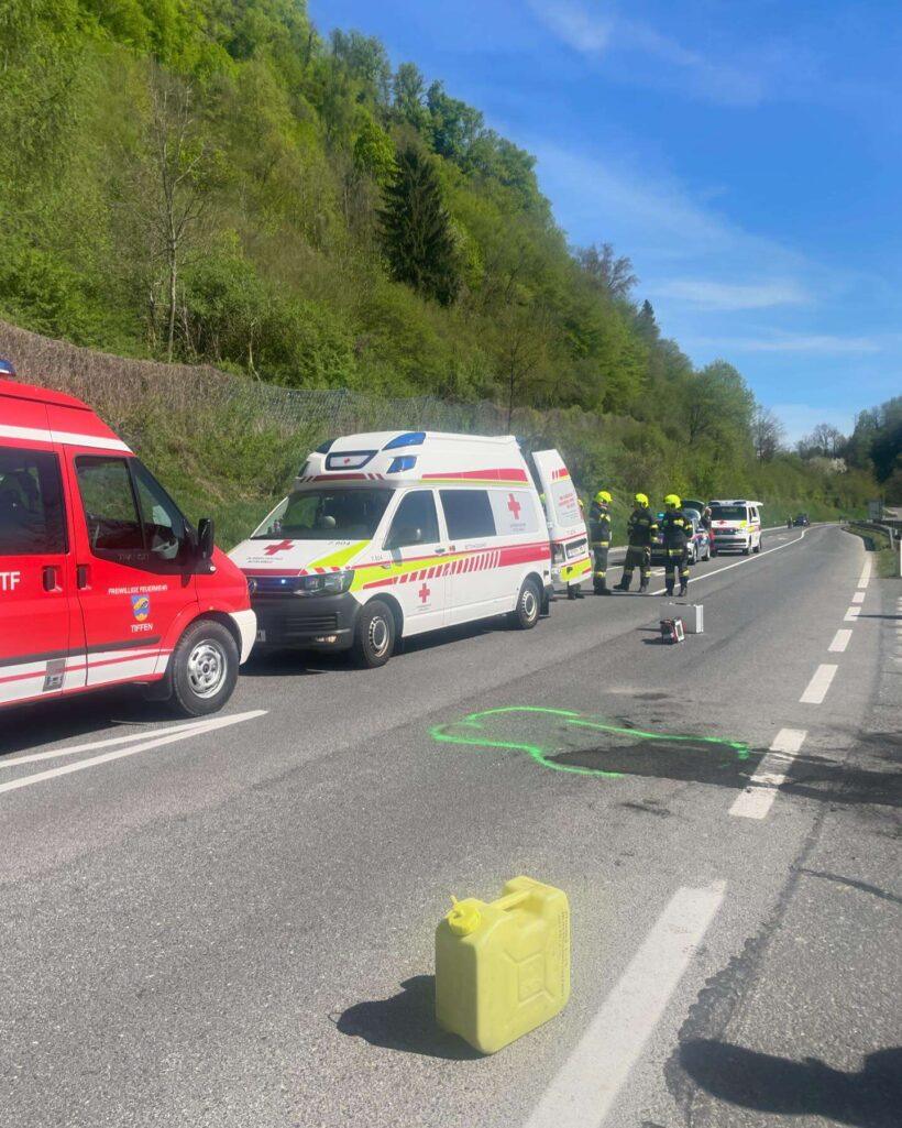 Ossiacher See News | Tiffen: Biker wurde gegen Windschutzscheibe geschleudert