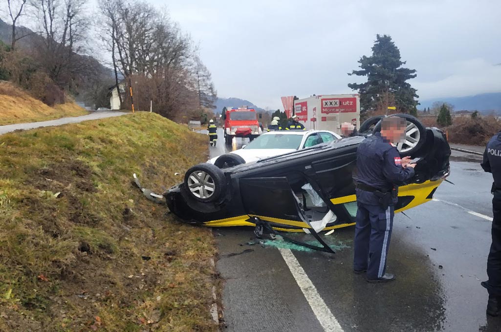 Ossiacher See News | Verkehrsunfall auf der B 94 in Stiegl